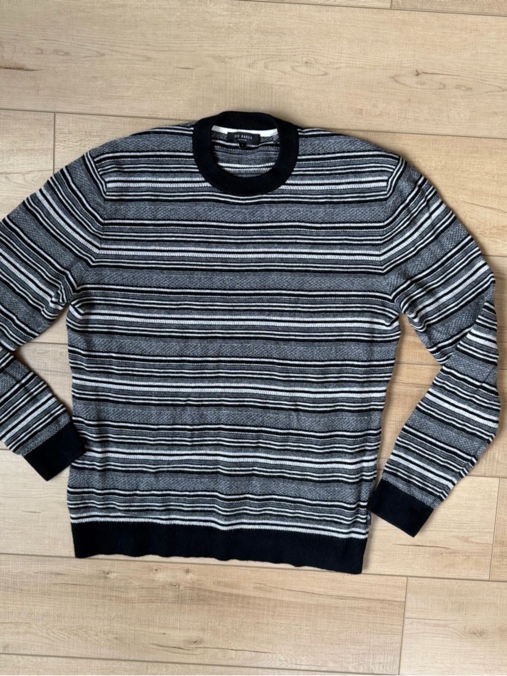 Ted Baker London Cashmere Wool Blend Black/White Crewneck Sweater Men's Size 4 L